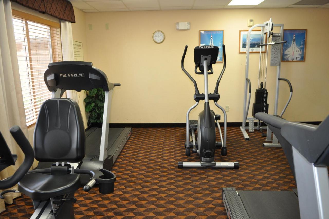 Express Vegas-nellis Hotel
