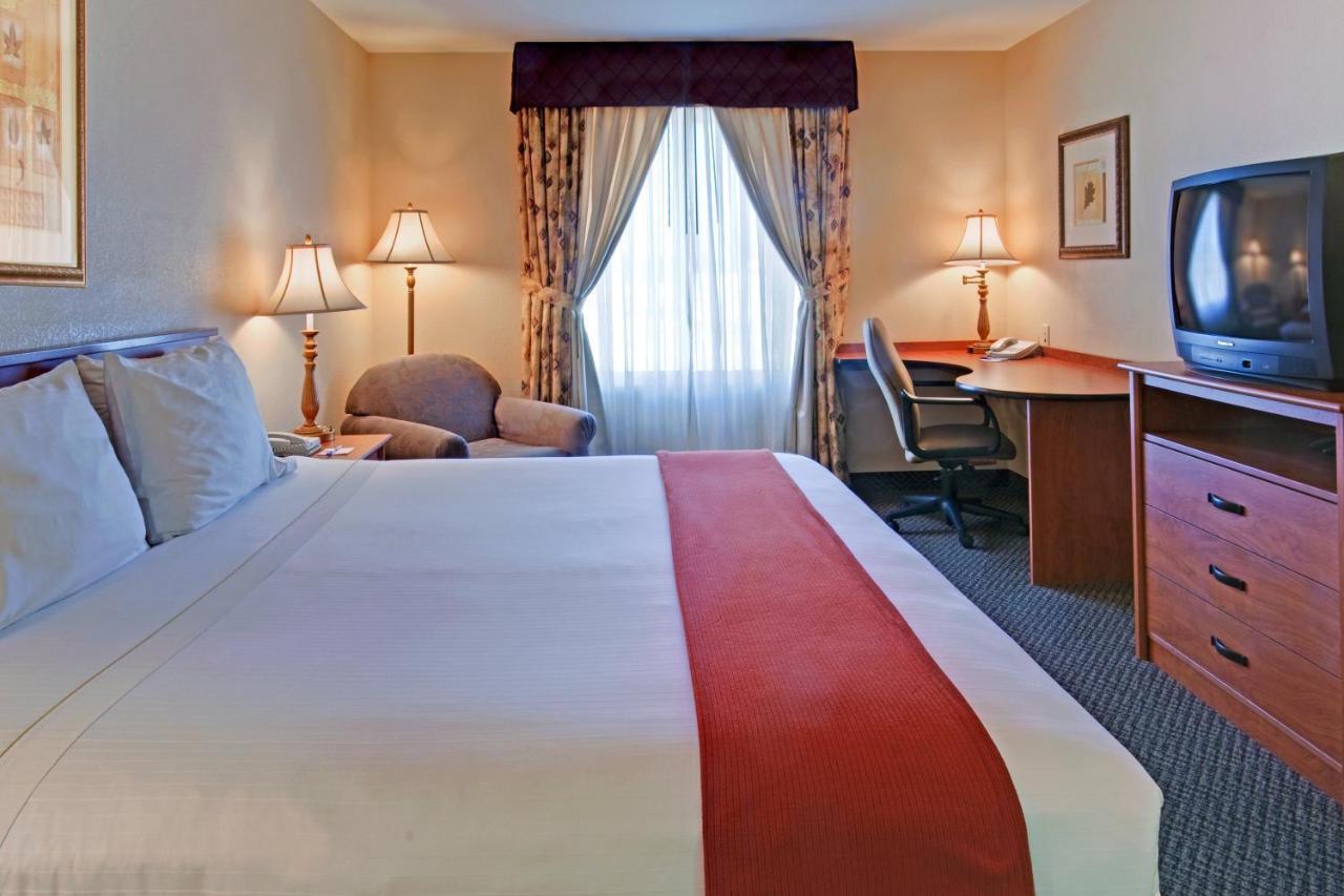 Express Vegas-nellis Hotel Las Vegas