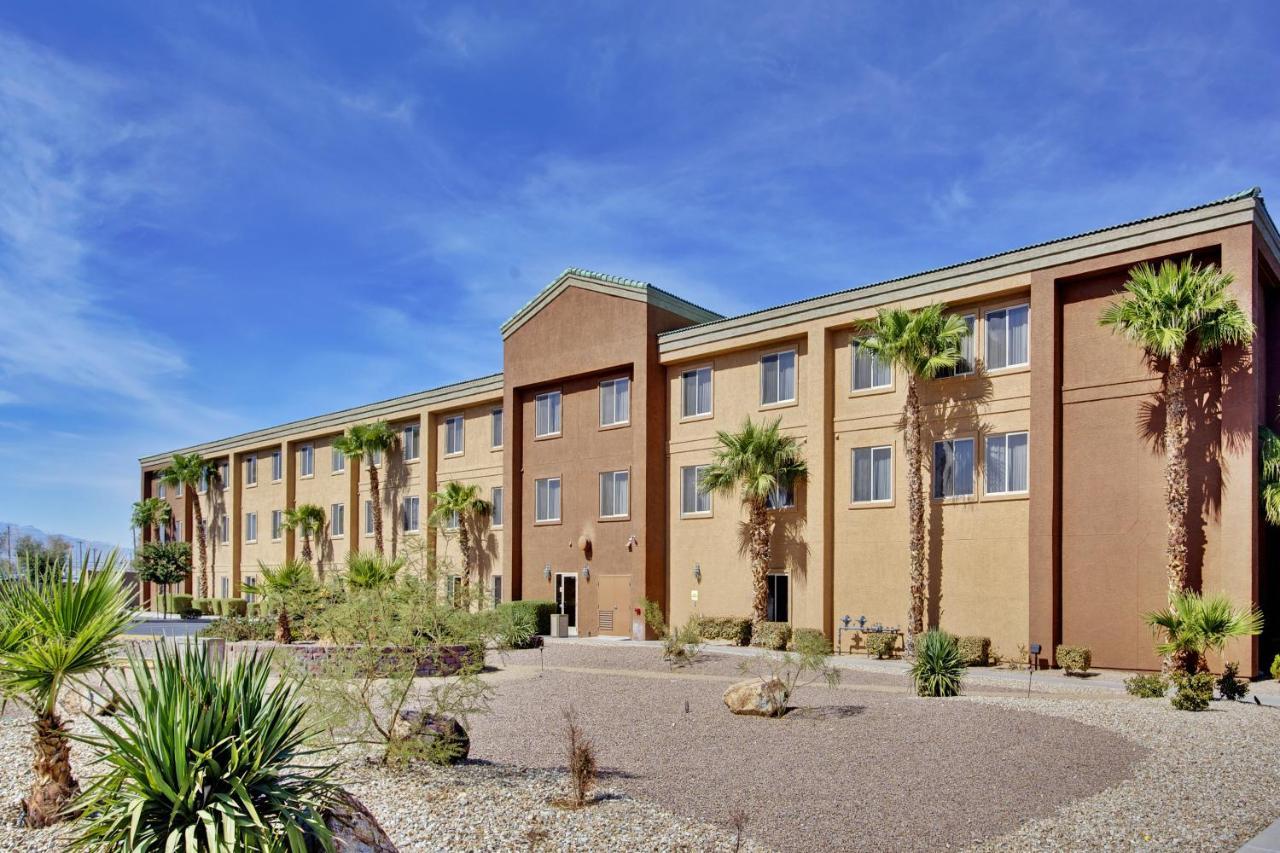 Hotel Express Vegas-nellis 3*