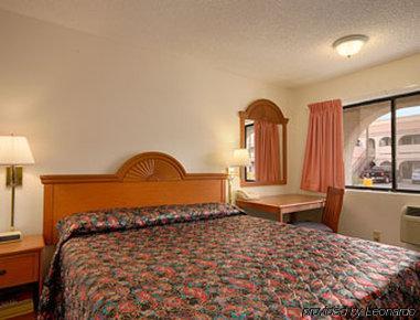 Express Vegas-nellis Las Vegas