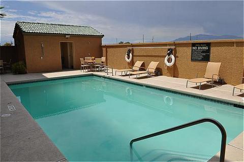Express Vegas-nellis Hotel