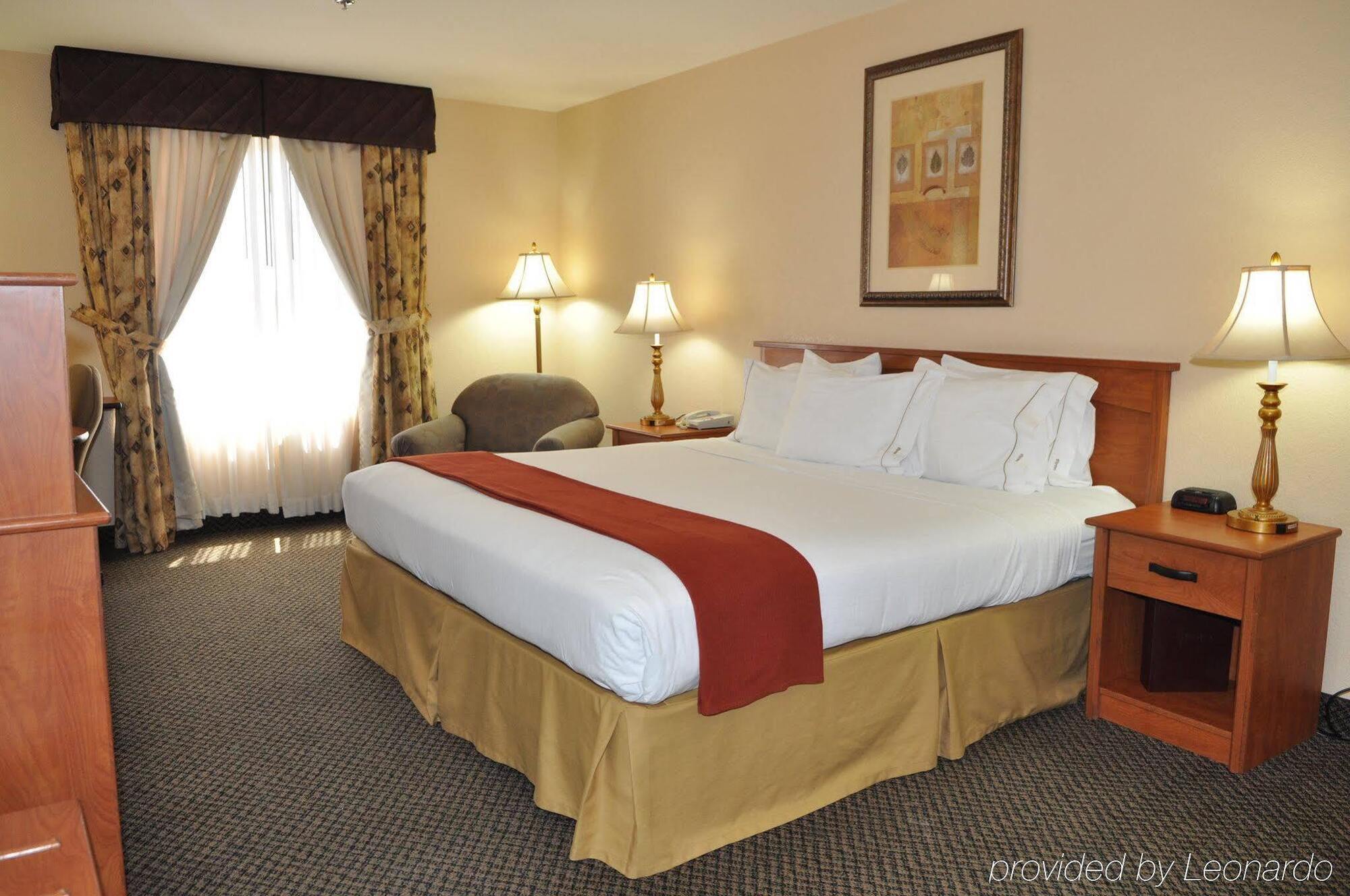 Express Vegas-nellis Hotel Las Vegas